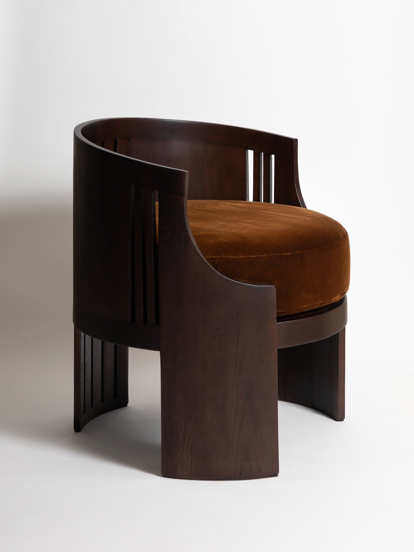 Le Fauteuil 01 by Tassiana Laurre Chairs