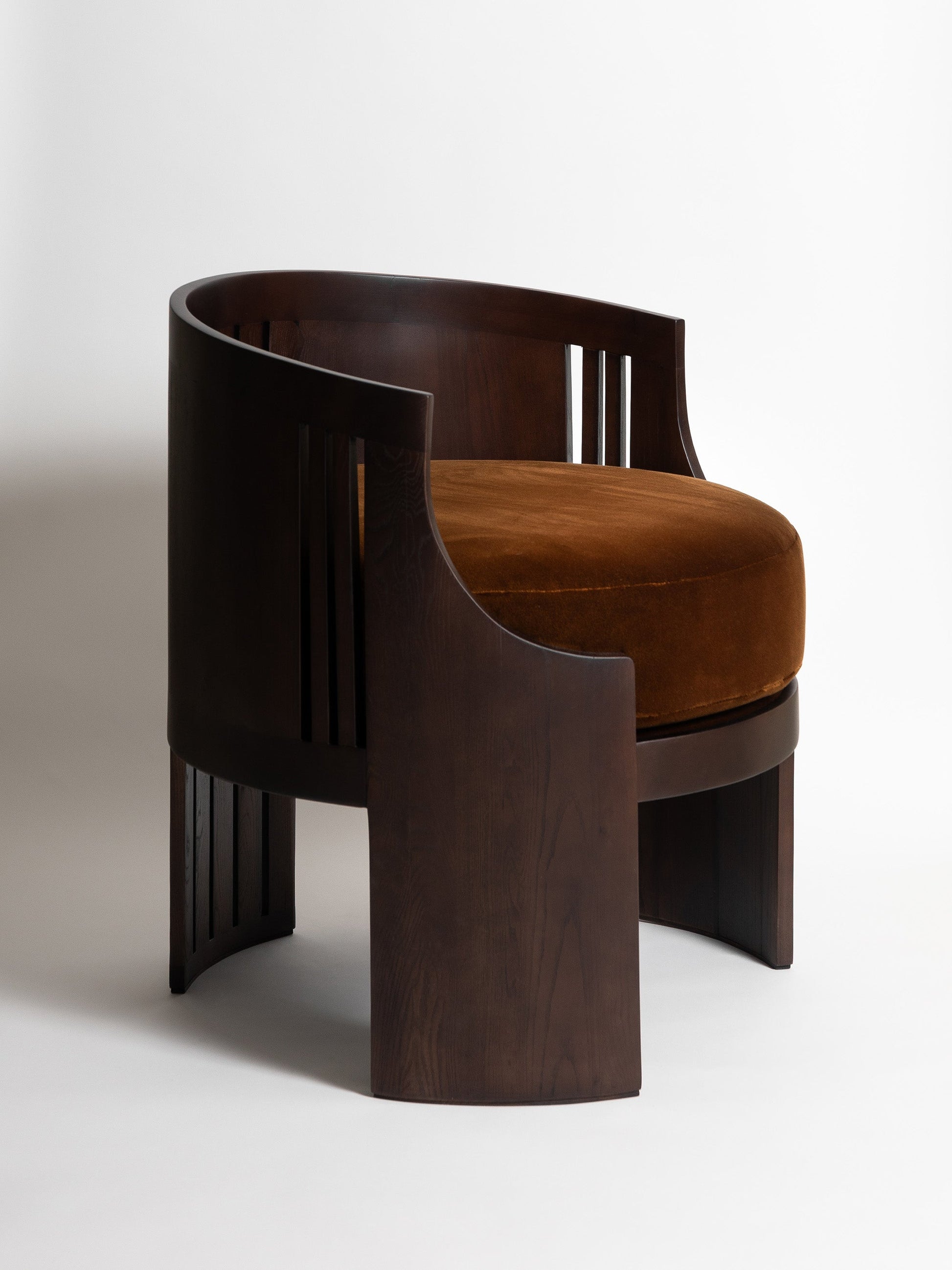 Le Fauteuil 01 by Tassiana Laurre Chairs