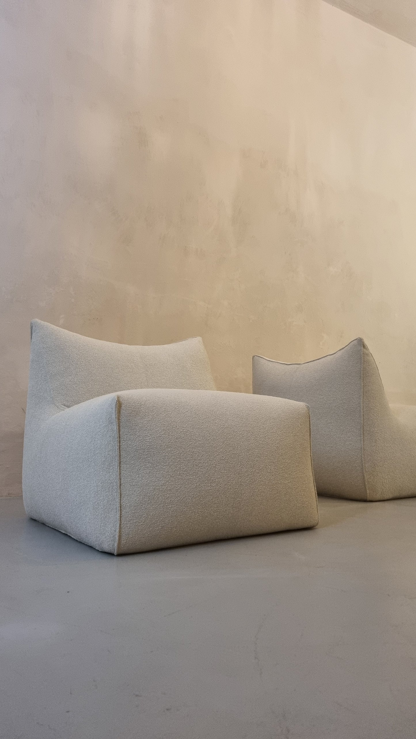 Le Bambole Lounge Chairs by Mario Bellini