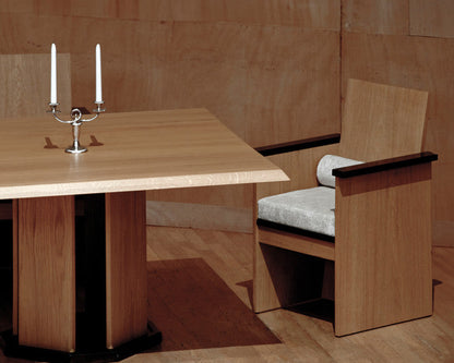 Le Parfait High-Backed Armchair by Hauvette & Madani Chairs