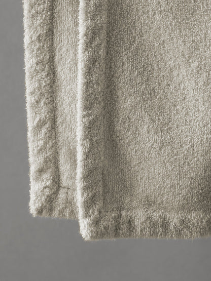 Linge Bath Towel in Mastice by Society Limonta