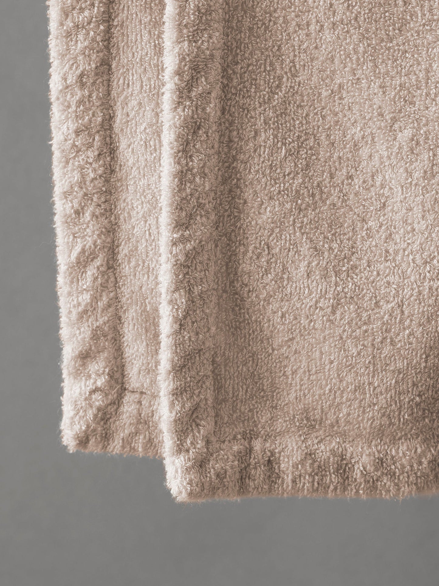 Linge Bath Towel in Verbena by Society Limonta