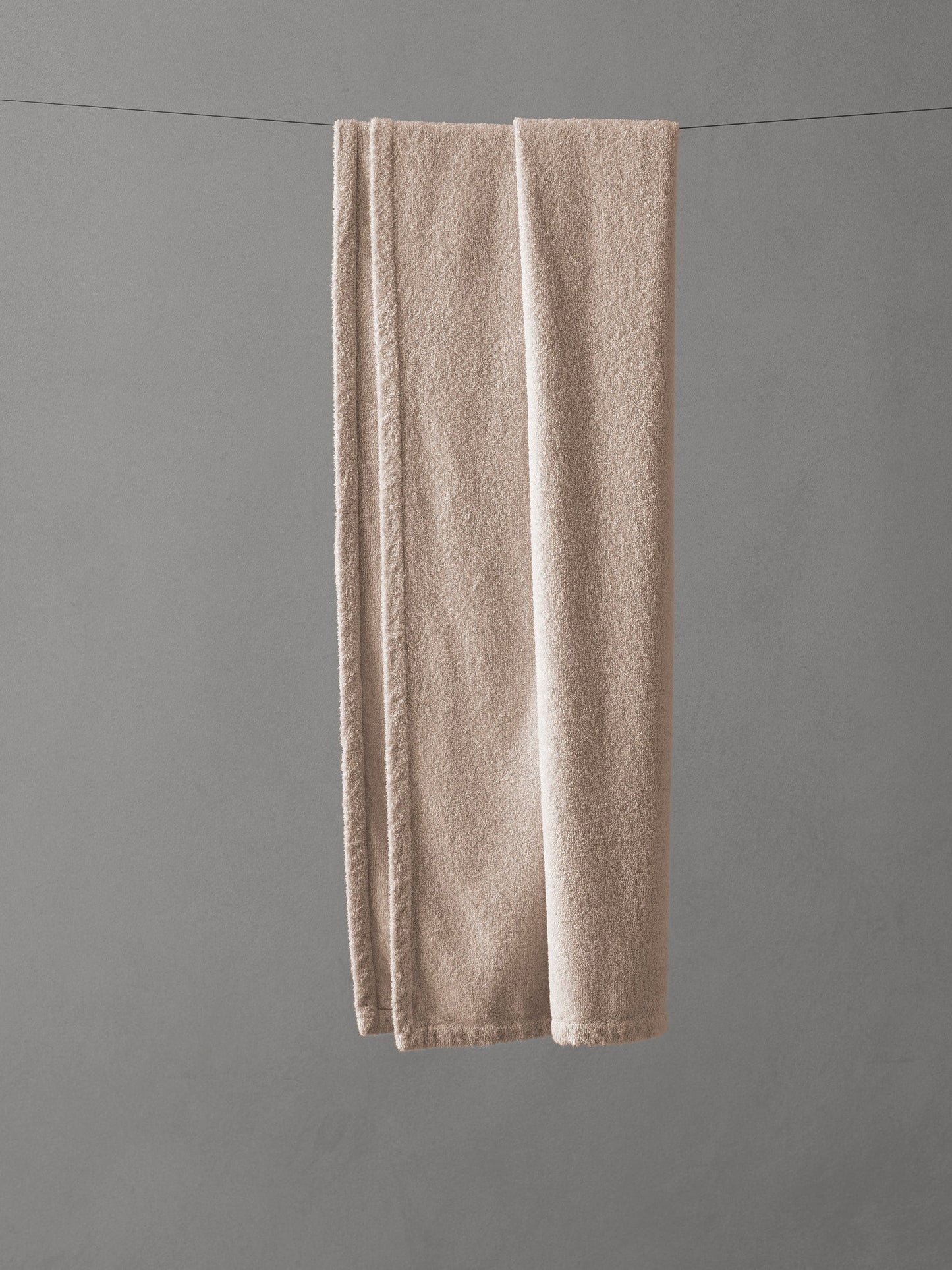 Linge Bath Towel in Verbena by Society Limonta