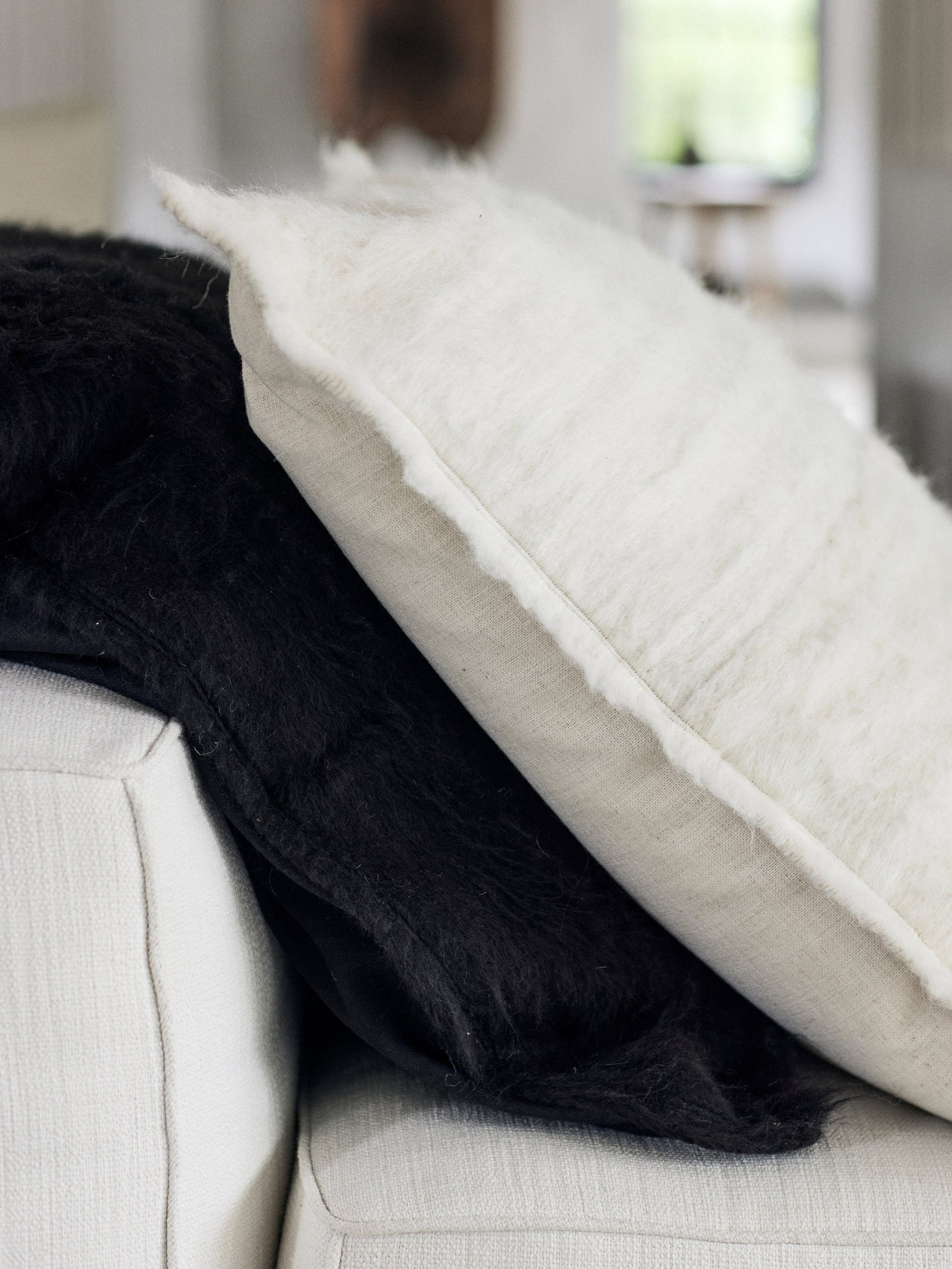 Llama Blanca Pillow Pillows