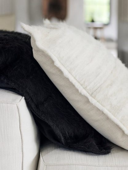 Llama Blanca Pillow Pillows