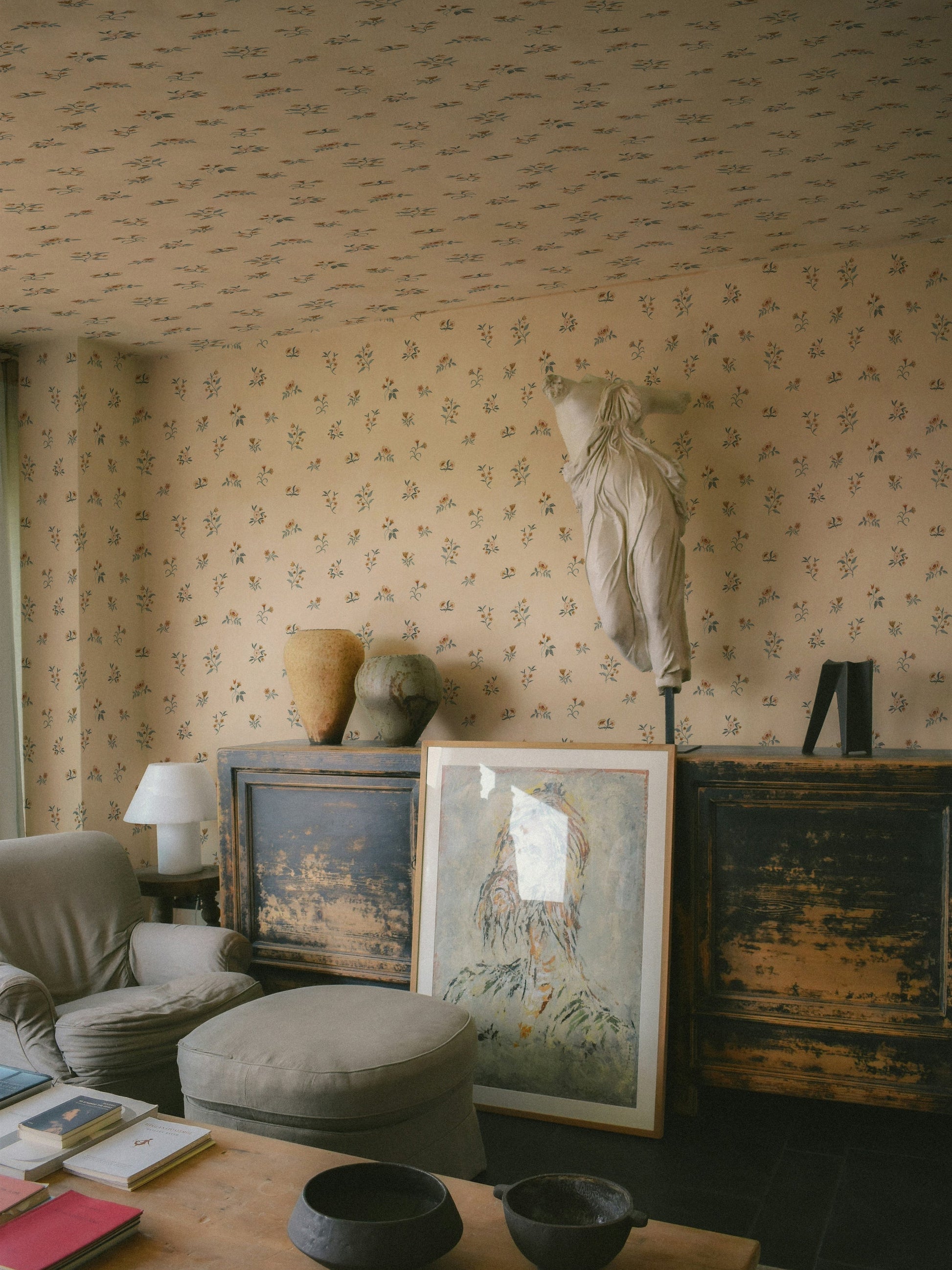 Lovers Bloom Wallpaper in Honey Glaze by Papier, fourth view