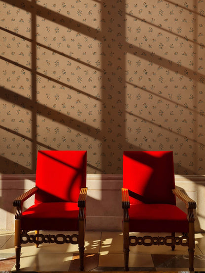 Loom Lovers Bloom Wallpaper in Honey Glaze