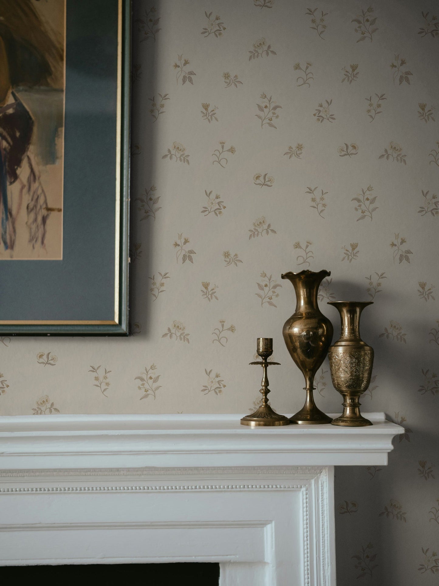 Lovers Bloom Wallpaper in Marshmellow by Papier, fifth view