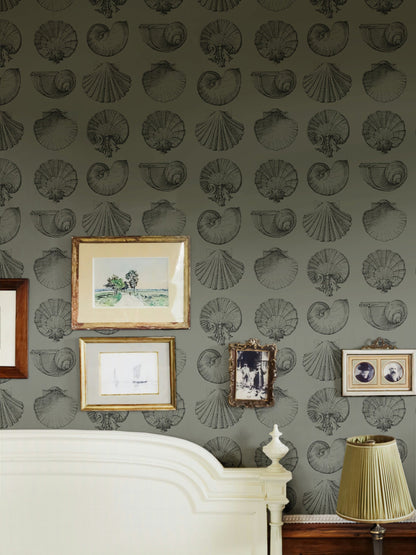 Salvador Wallpaper in Moss by Papier, fourth view