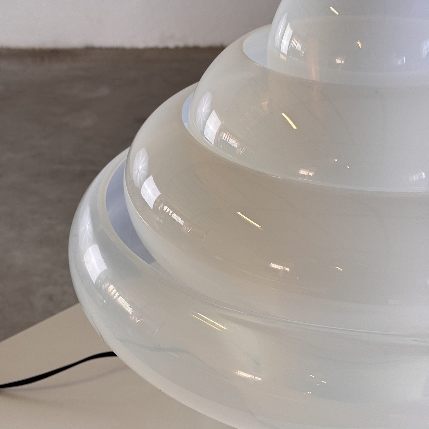 "Lotus" Table Lamp by Carlo Nason for Mazzega, Opalescent Glass, 1960s Design Table Lamps