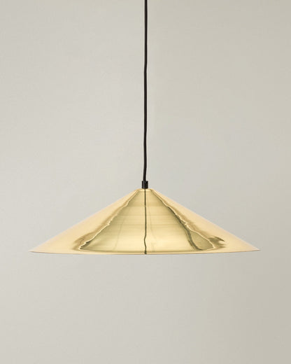 Low/XL Triangle Pendant Pendant Lights