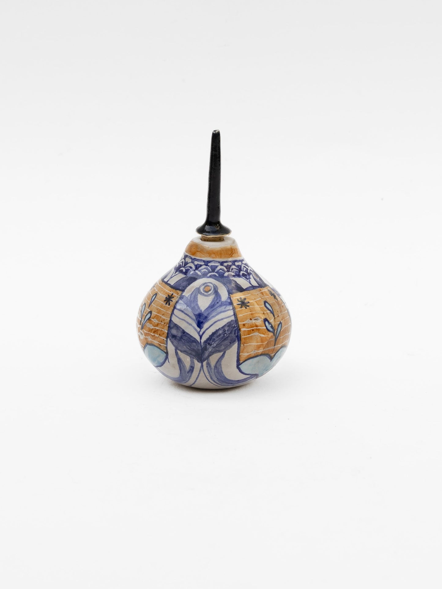 Luzia Flask Designed by Alquimista Ceramics Objects