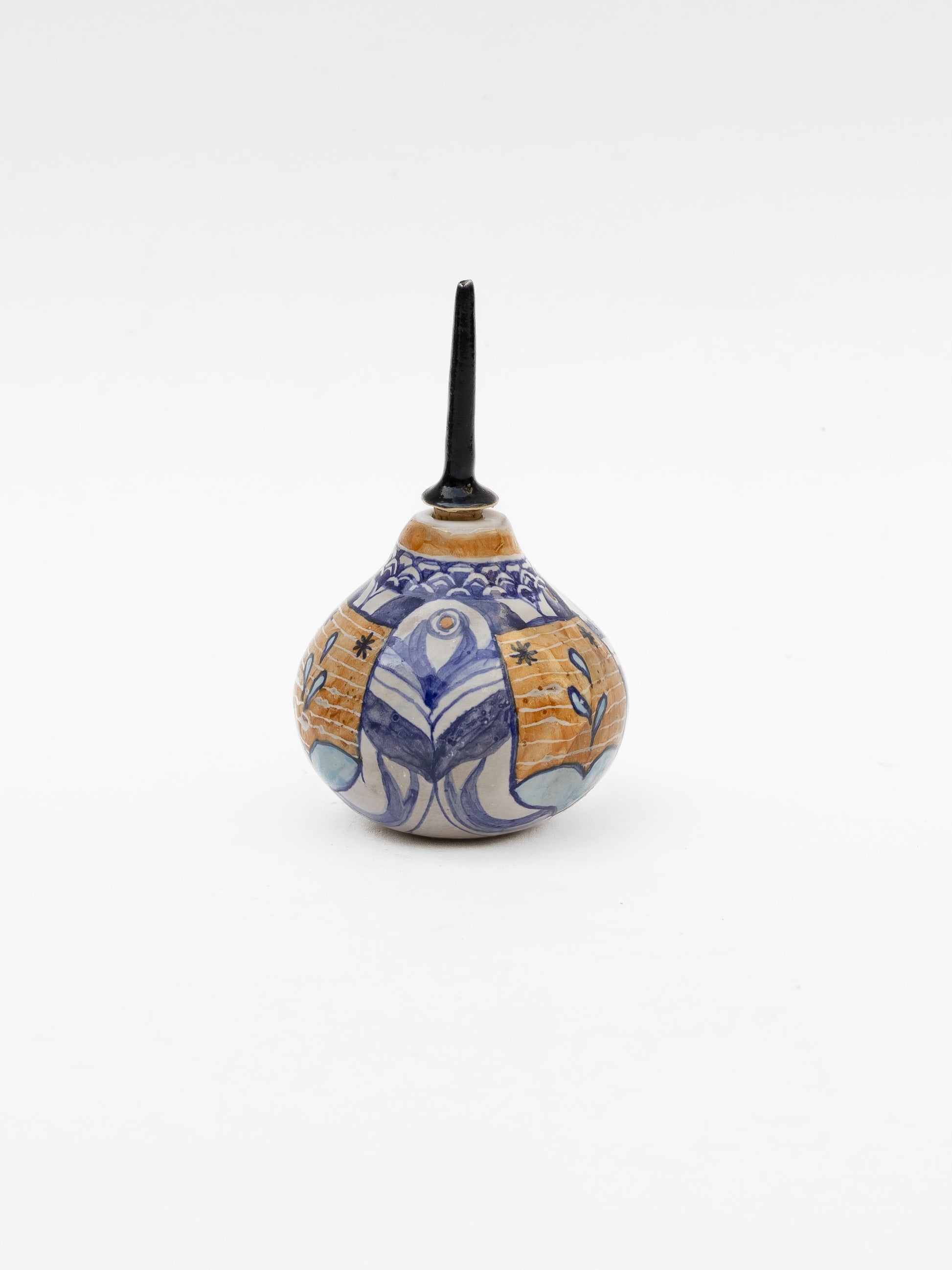Luzia Flask Designed by Alquimista Ceramics Objects