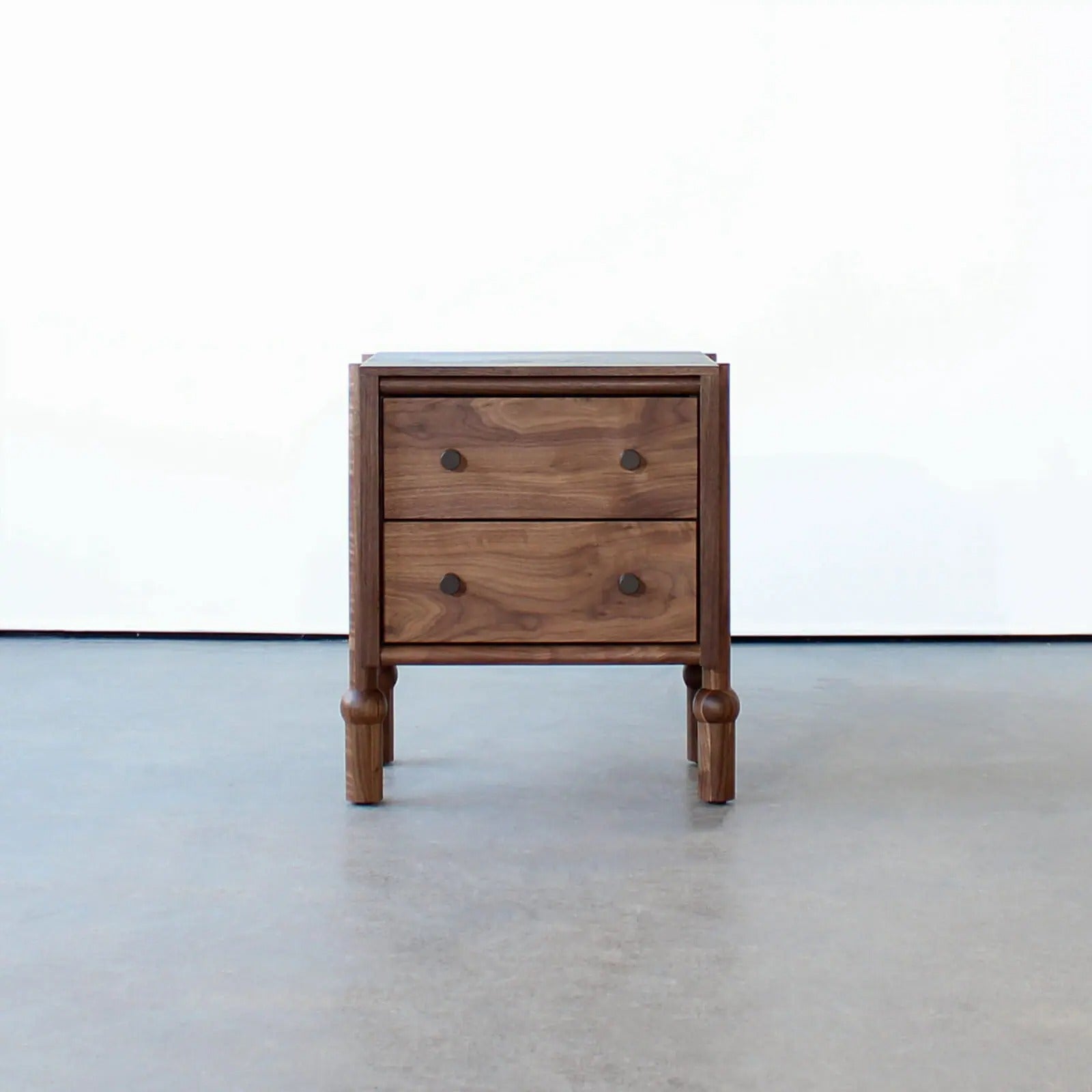 Mae 20" Nightstand Nightstands