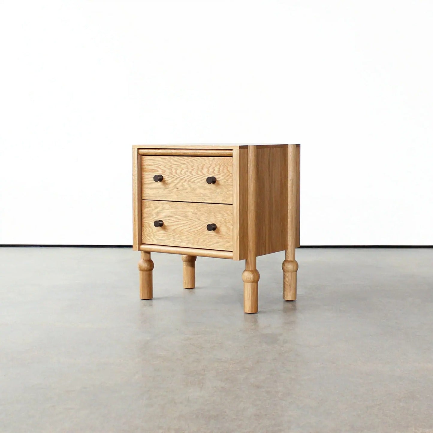 Mae 20" Nightstand Nightstands