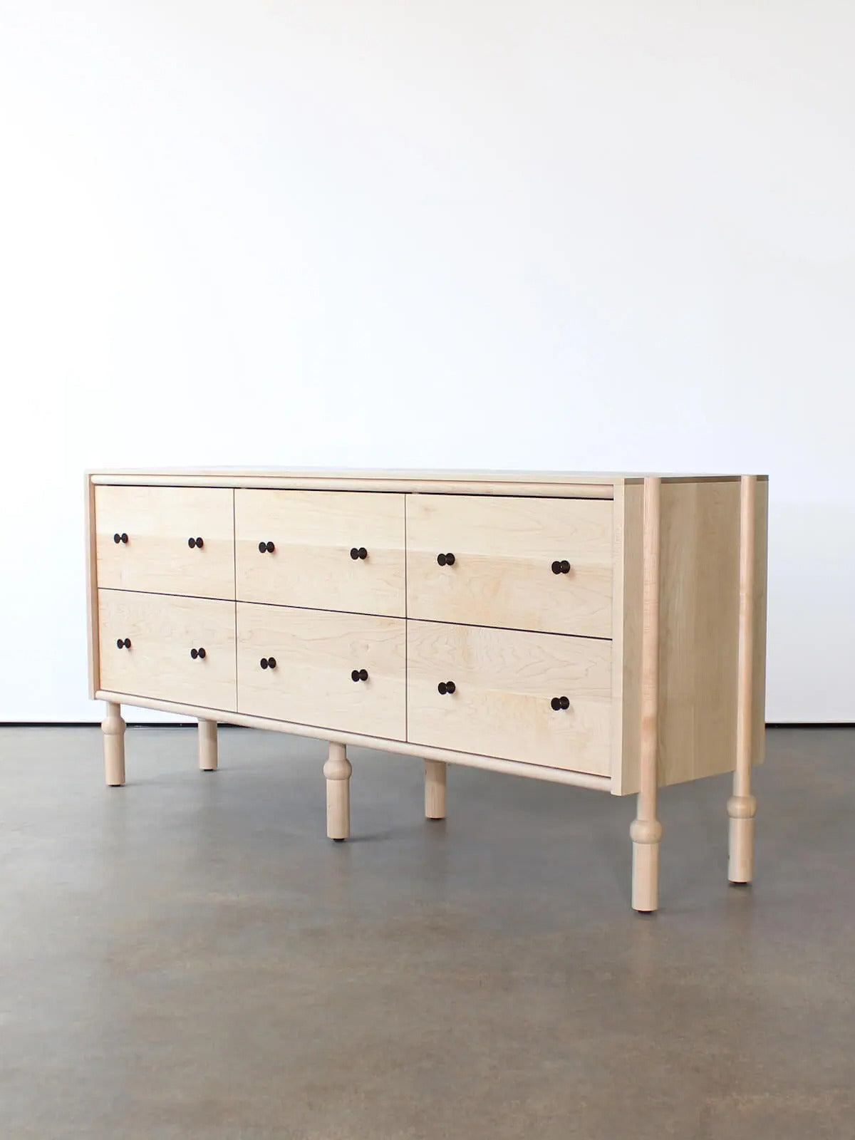 Mae Dresser Dressers