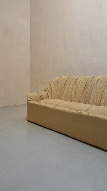 Maja Sofa Sofas Vintage