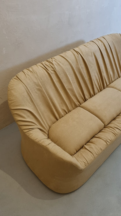 Maja Sofa Sofas Vintage