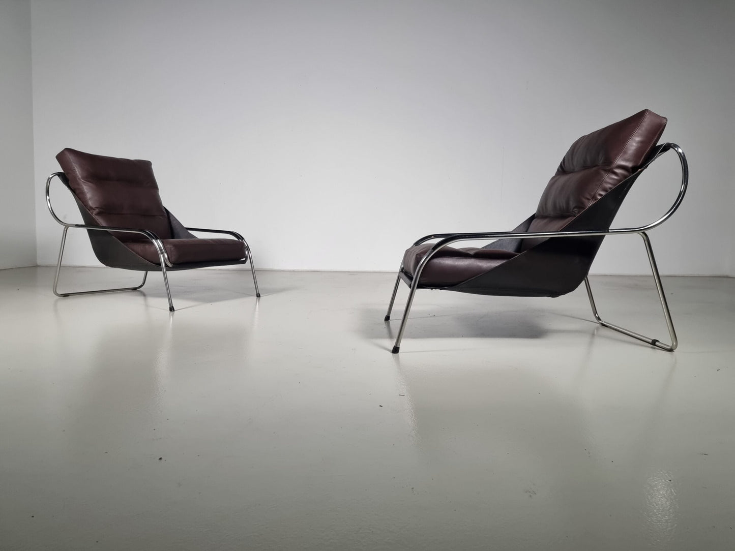 Marco Zanuso Maggiolina Lounge Chairs in Brown and Black Leather Chairs