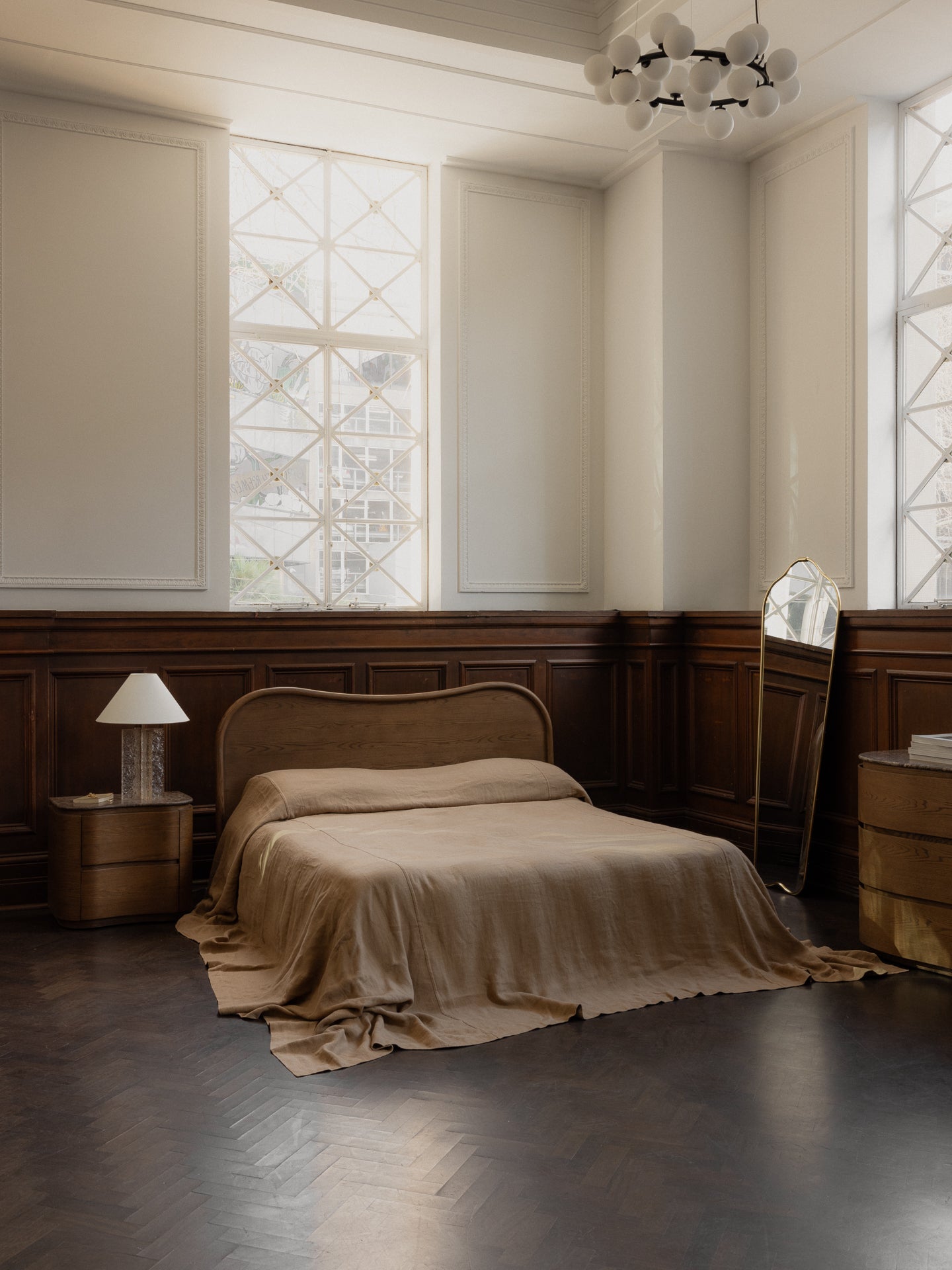 Marquis Lamp in Clair Table Lamps