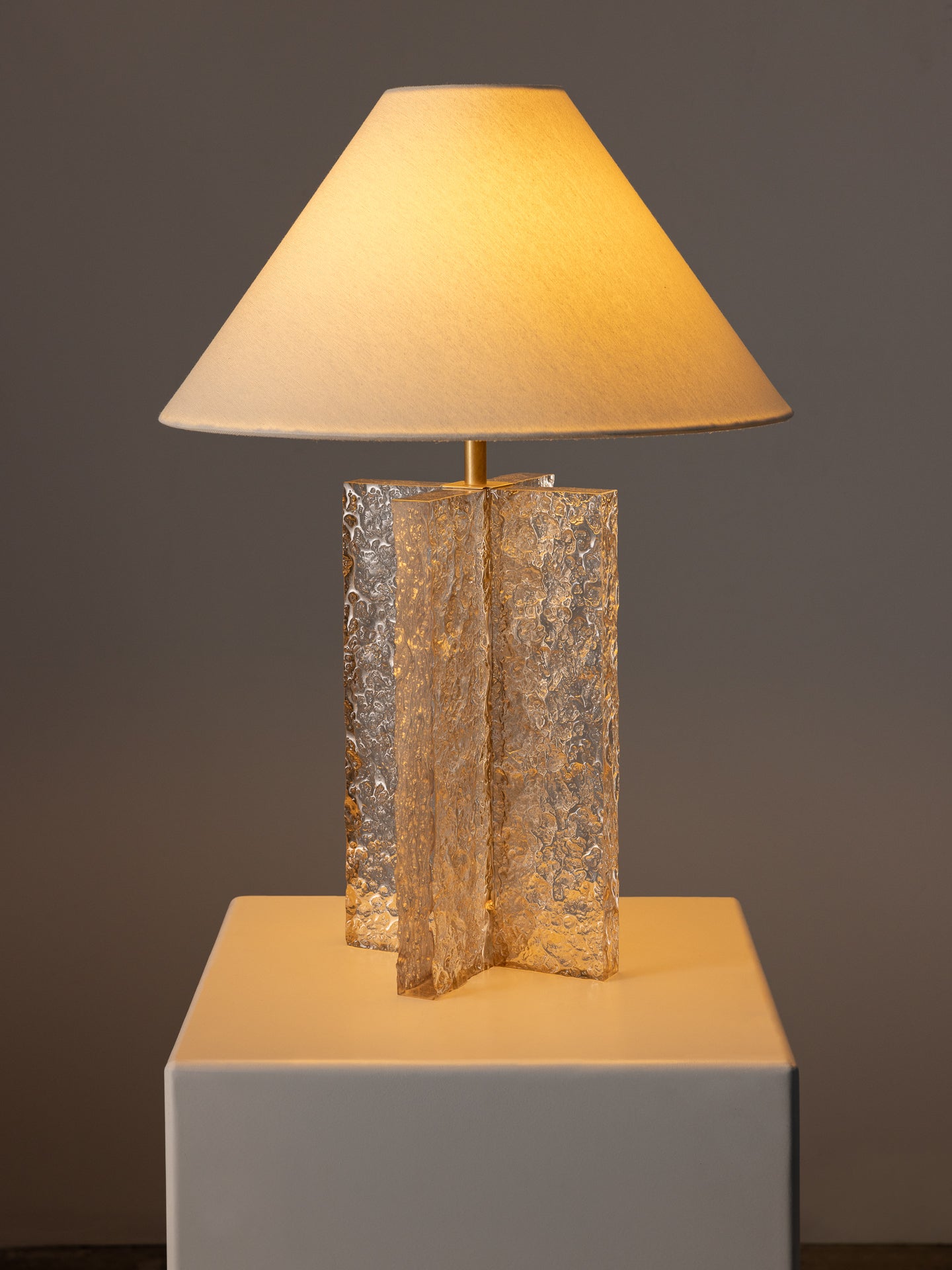 Marquis Lamp in Clair Table Lamps