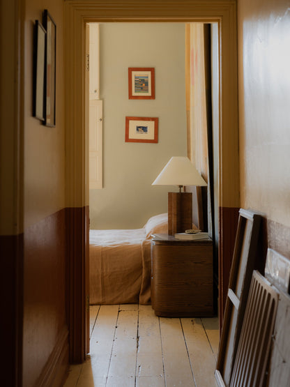 Marquis Lamp in Pecan Table Lamps