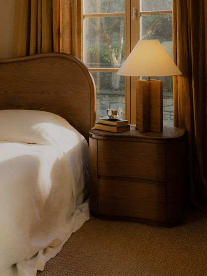 Marquis Lamp in Pecan Table Lamps