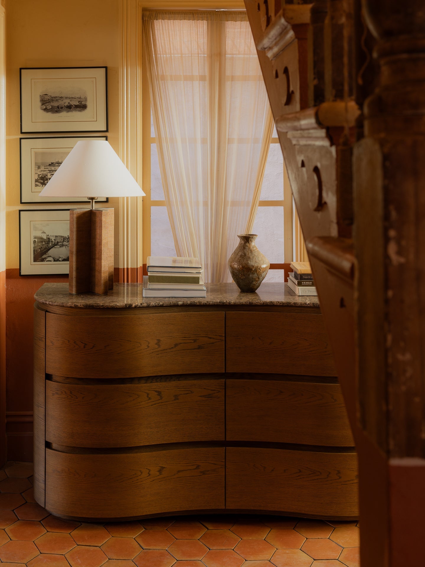 Marquis Lamp in Pecan Table Lamps