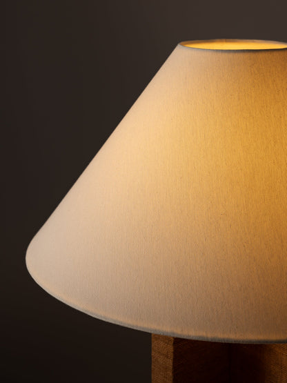 Marquis Lamp in Pecan Table Lamps