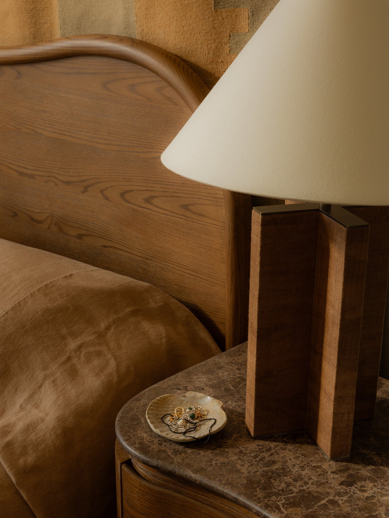 Marquis Lamp in Pecan Table Lamps