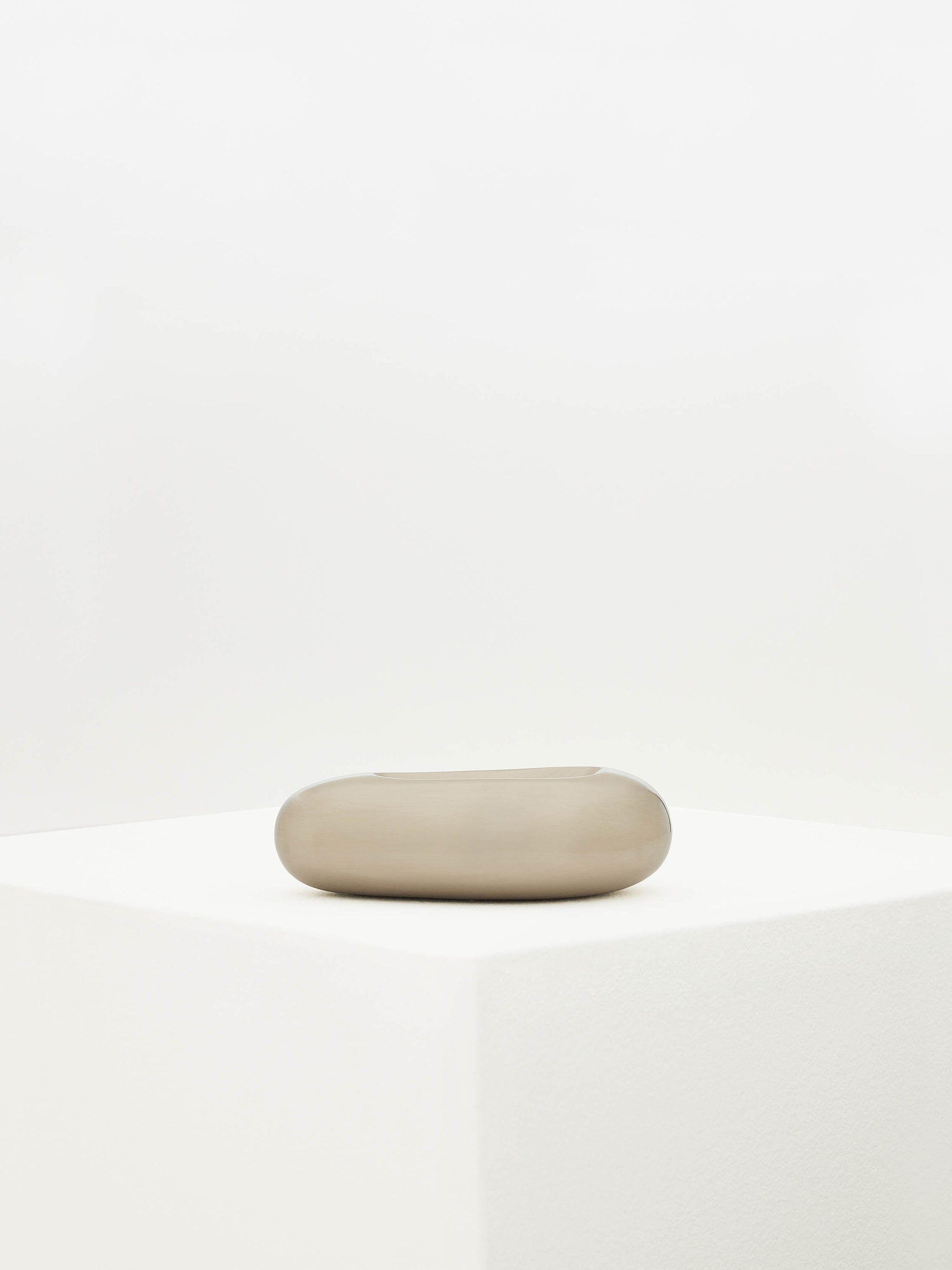 Matte Silver Puddle Catch-all, Sculptures – Claude Home