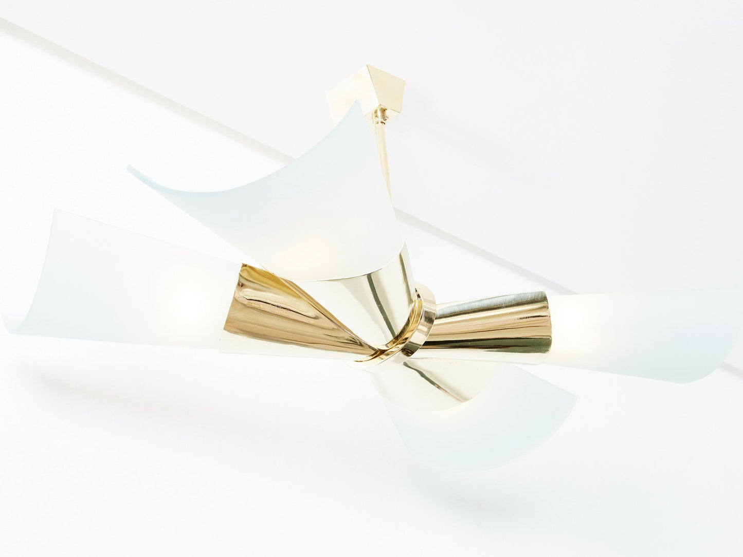 Max Ingrand for Fontana Arte Brass Opalin Glass Chandelier 1955 Chandeliers