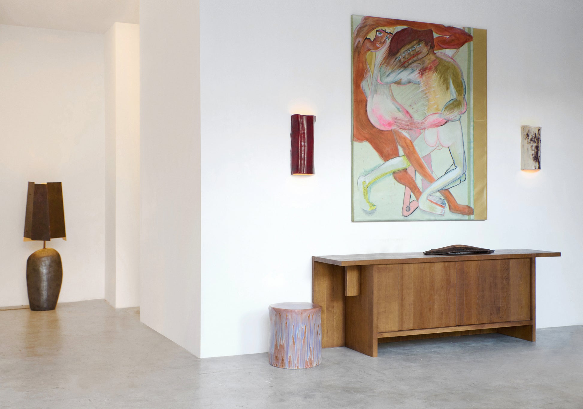 Medium Ceramic Side Table in Petri Pink End Tables