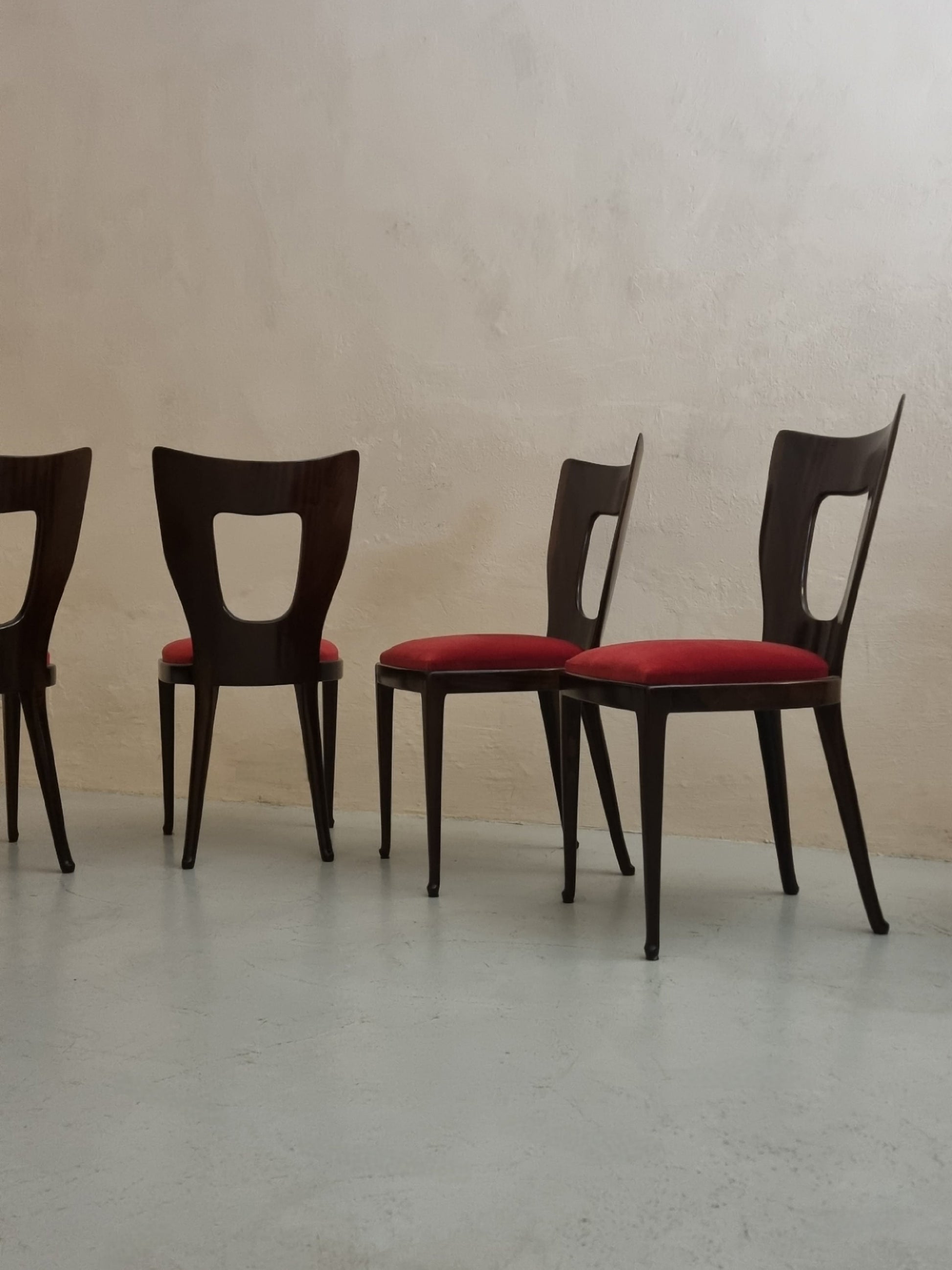 Mod. 7388 Set of 6 Chairs by Osvaldo Borsani for Arredamenti Borsani Varedo Dining Chairs