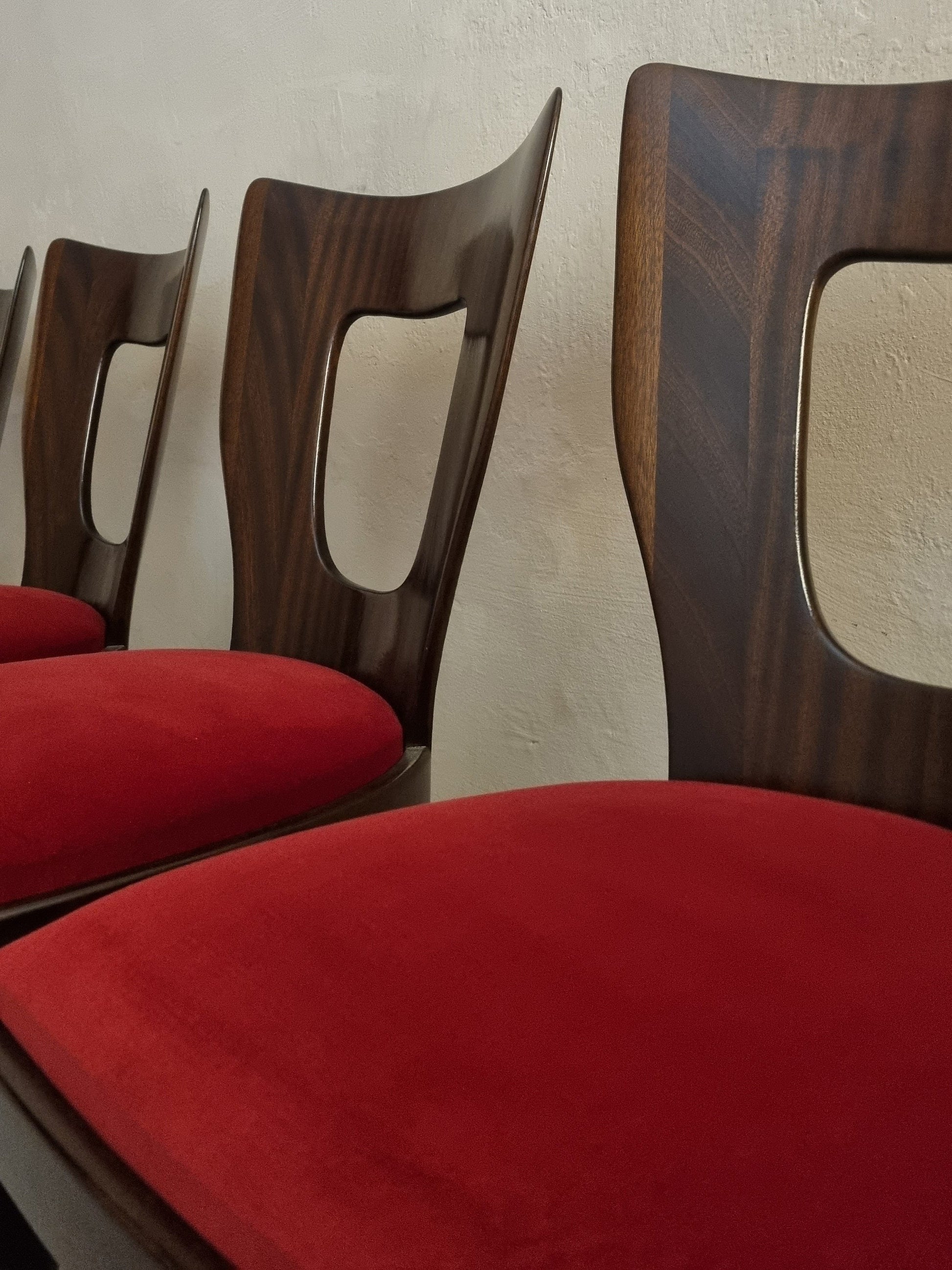 Mod. 7388 Set of 6 Chairs by Osvaldo Borsani for Arredamenti Borsani Varedo Dining Chairs