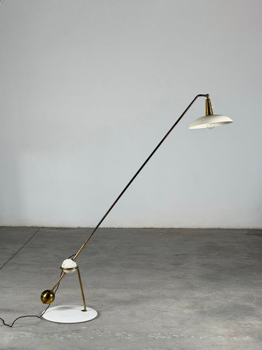 Model 1036 Floor Lamp by Gino Sarfatti for Arteluce 1940s Floor Lamps