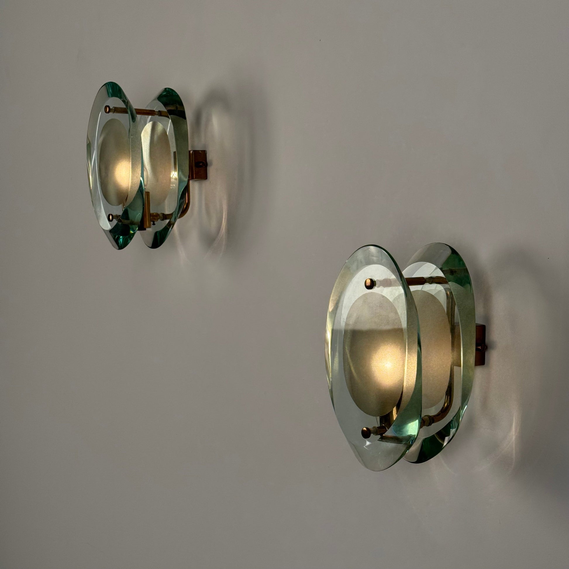 Pair of Model 2093 Wall Lights by Max Ingrand for Fontana Arte, 1960s Sconces
