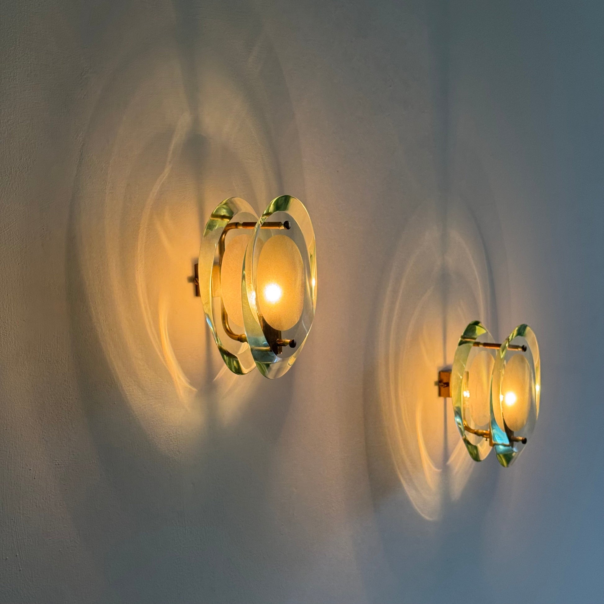 Pair of Model 2093 Wall Lights by Max Ingrand for Fontana Arte, 1960s Sconces