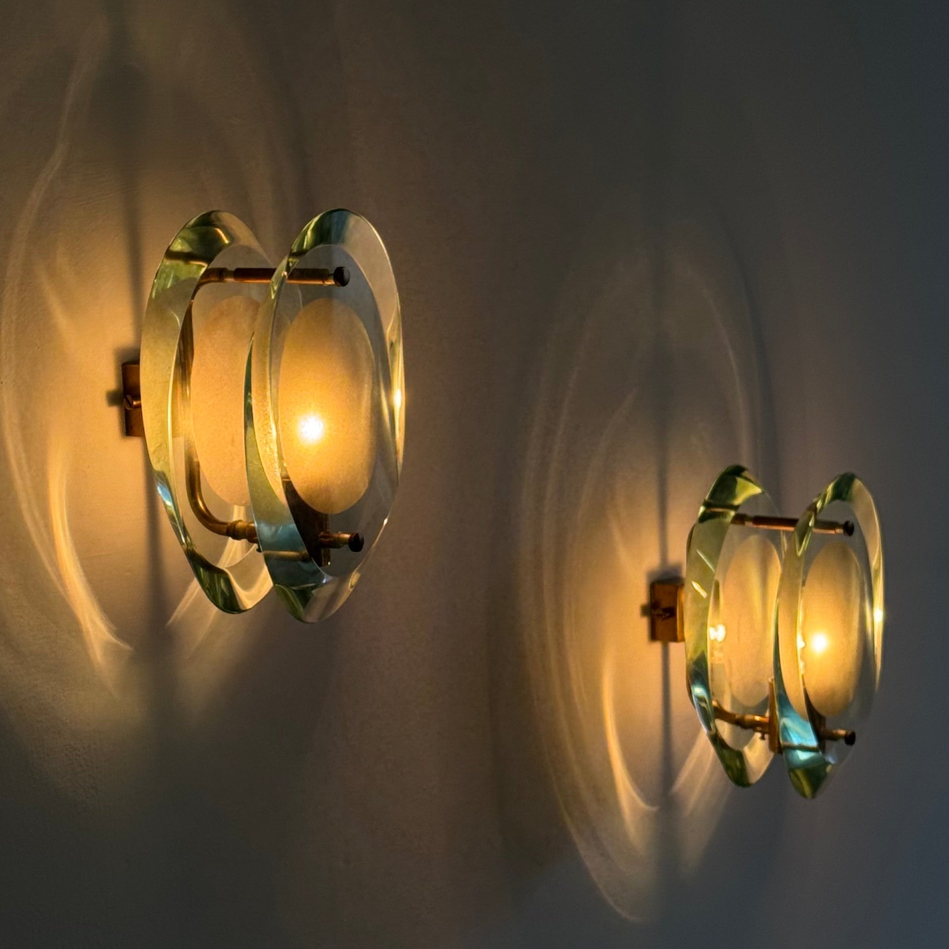 Pair of Model 2093 Wall Lights by Max Ingrand for Fontana Arte, 1960s Sconces