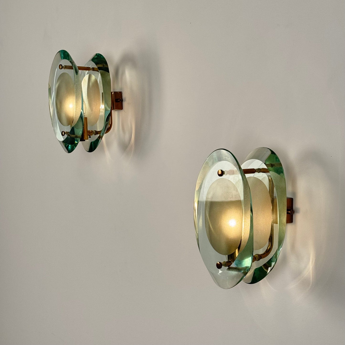 Pair of Model 2093 Wall Lights by Max Ingrand for Fontana Arte, 1960s Sconces