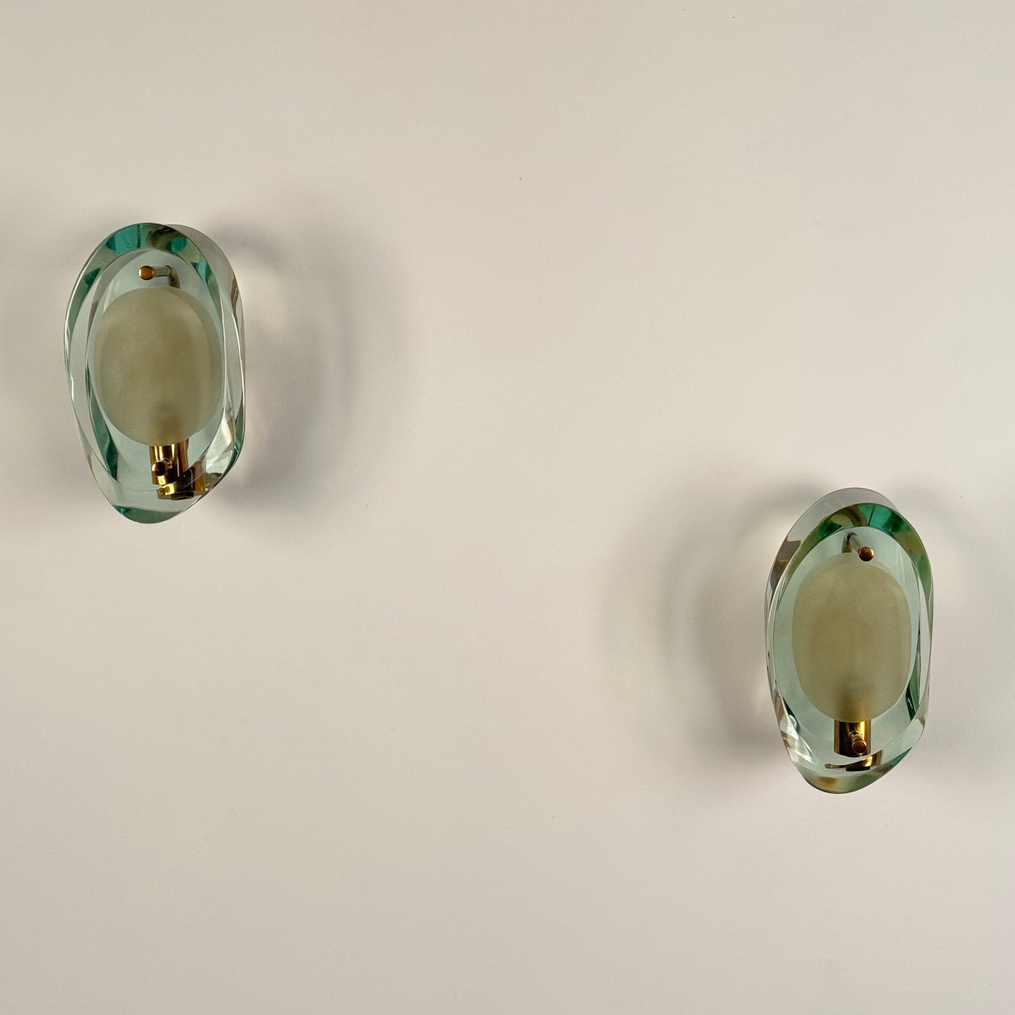 Pair of Model 2093 Wall Lights by Max Ingrand for Fontana Arte, 1960s Sconces