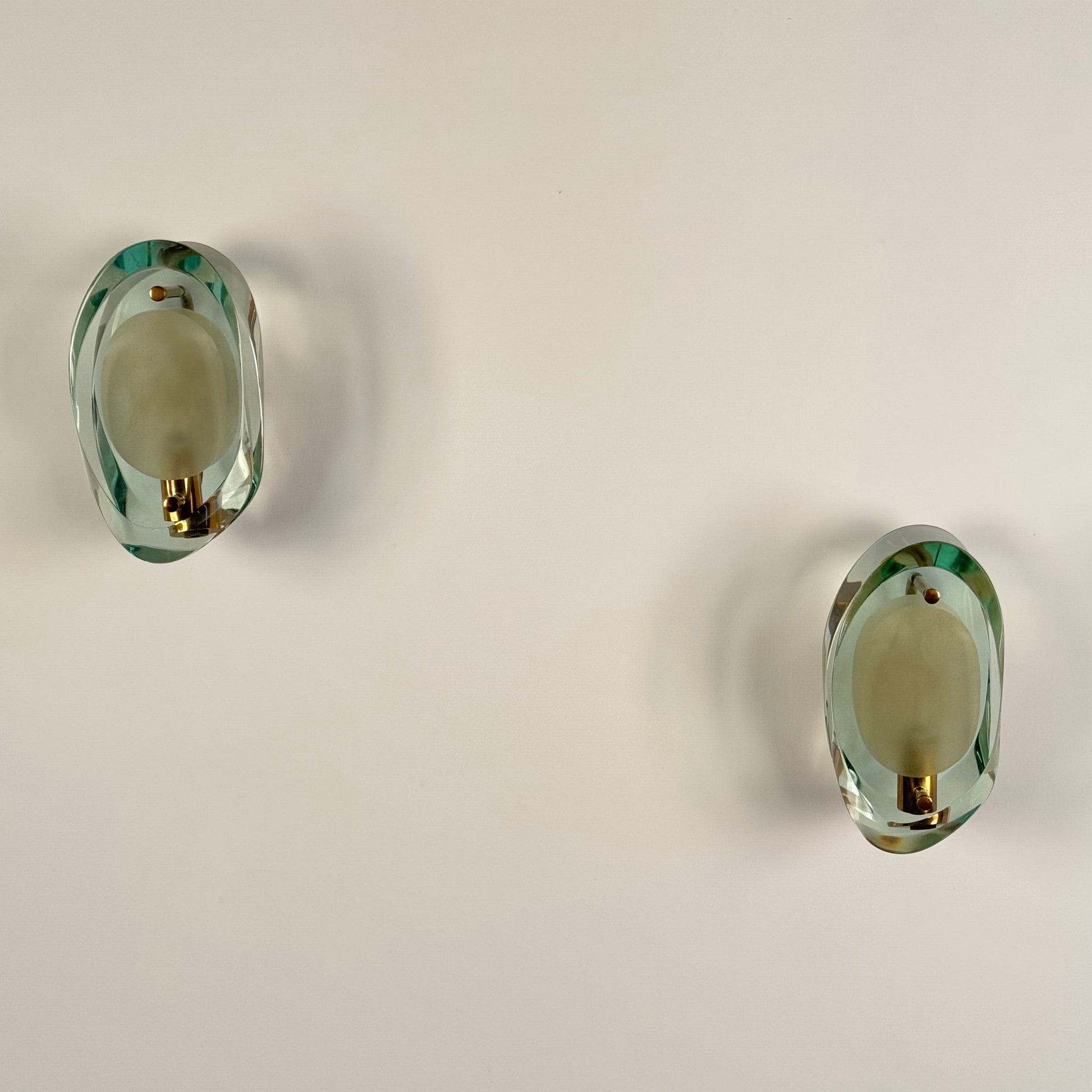 Pair of Model 2093 Wall Lights by Max Ingrand for Fontana Arte, 1960s Sconces