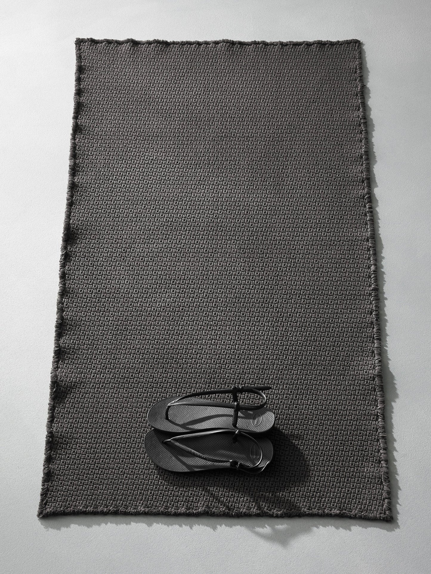 Molto Bath Mat in Antracite by Society Limonta