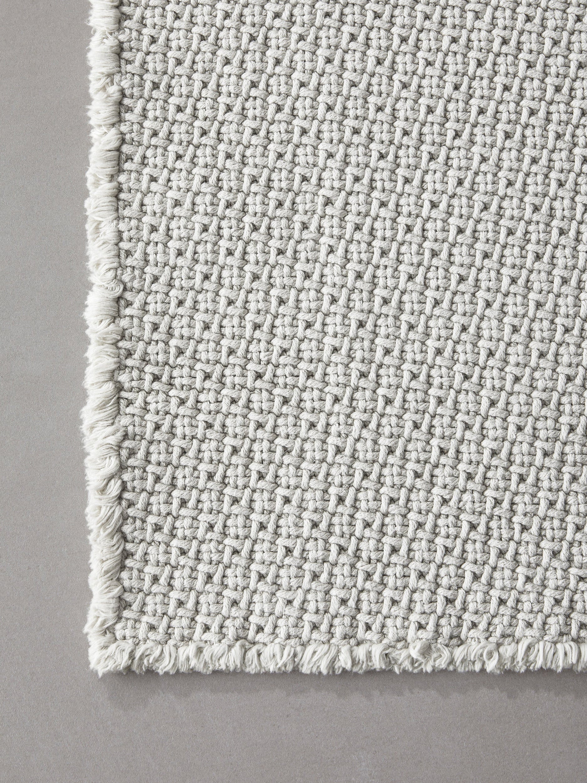 Molto Bath Mat in Bianco by Society Limonta