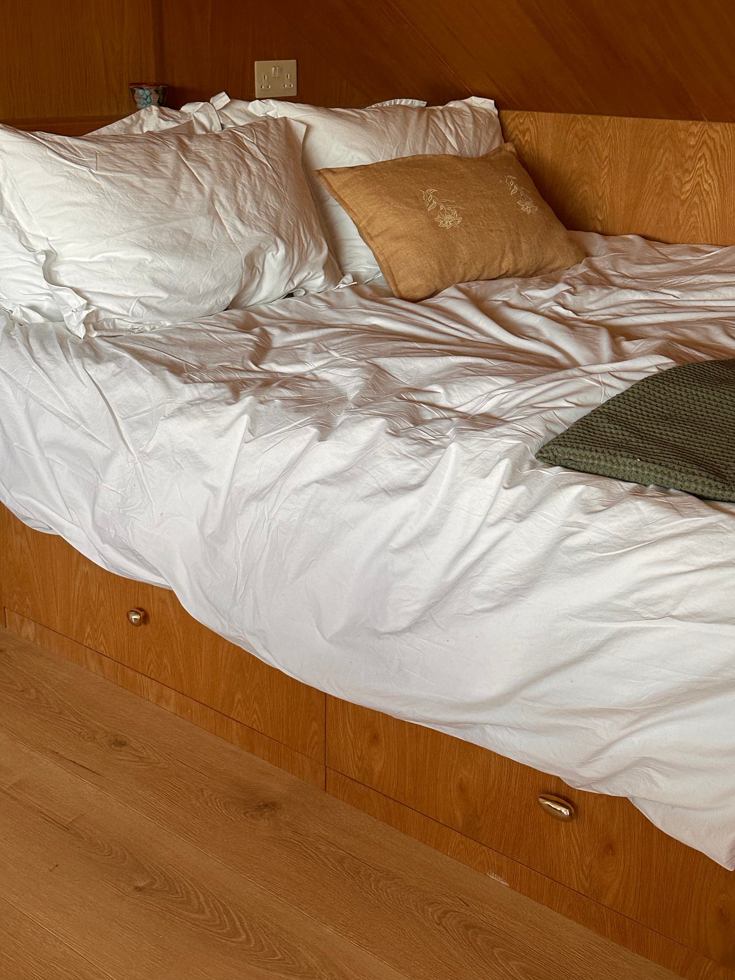 Momi Knob/Hook - Long Mini Hardware