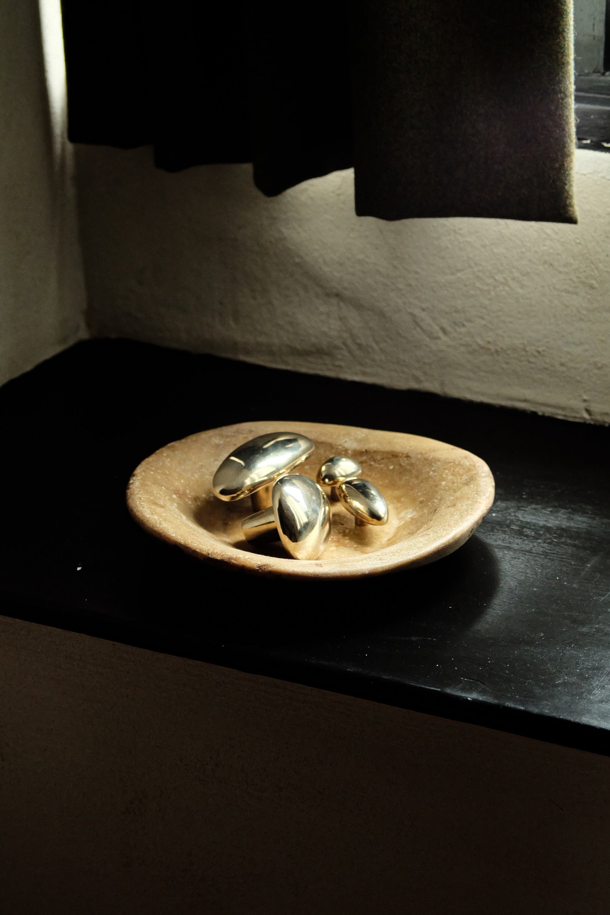 Momi Knob/Hook - Long Hardware