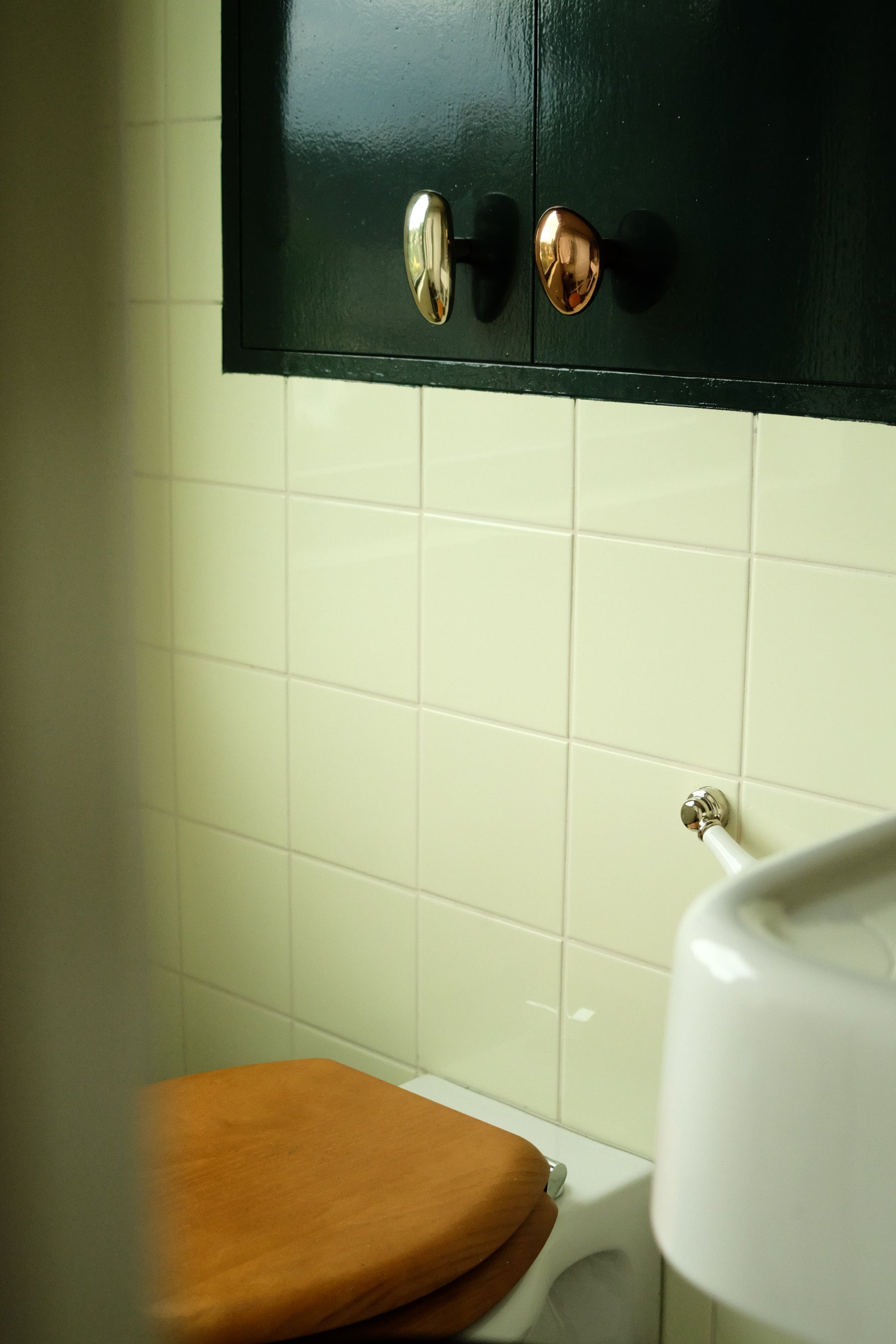 Momi Knob/Hook - Long Hardware