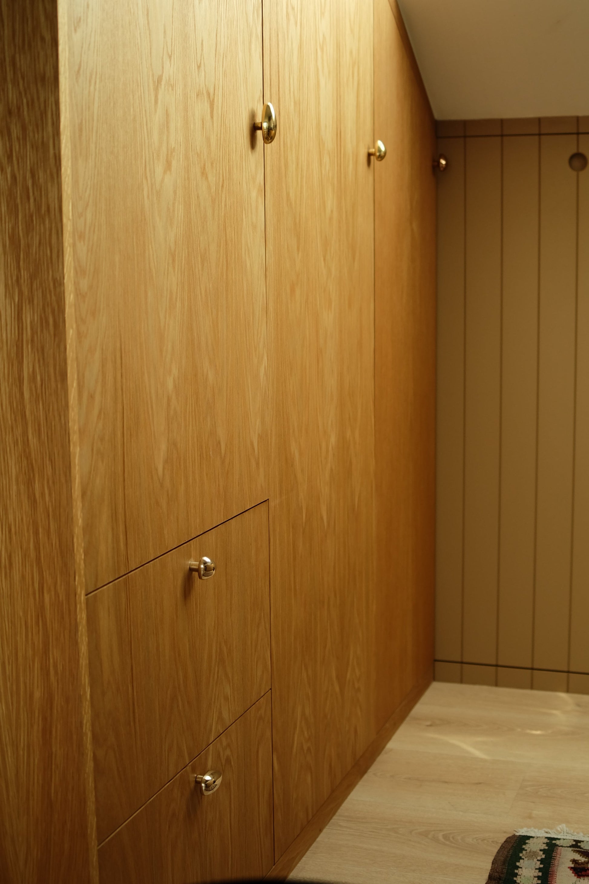 Momi Knob/Hook - Short Mini Hardware