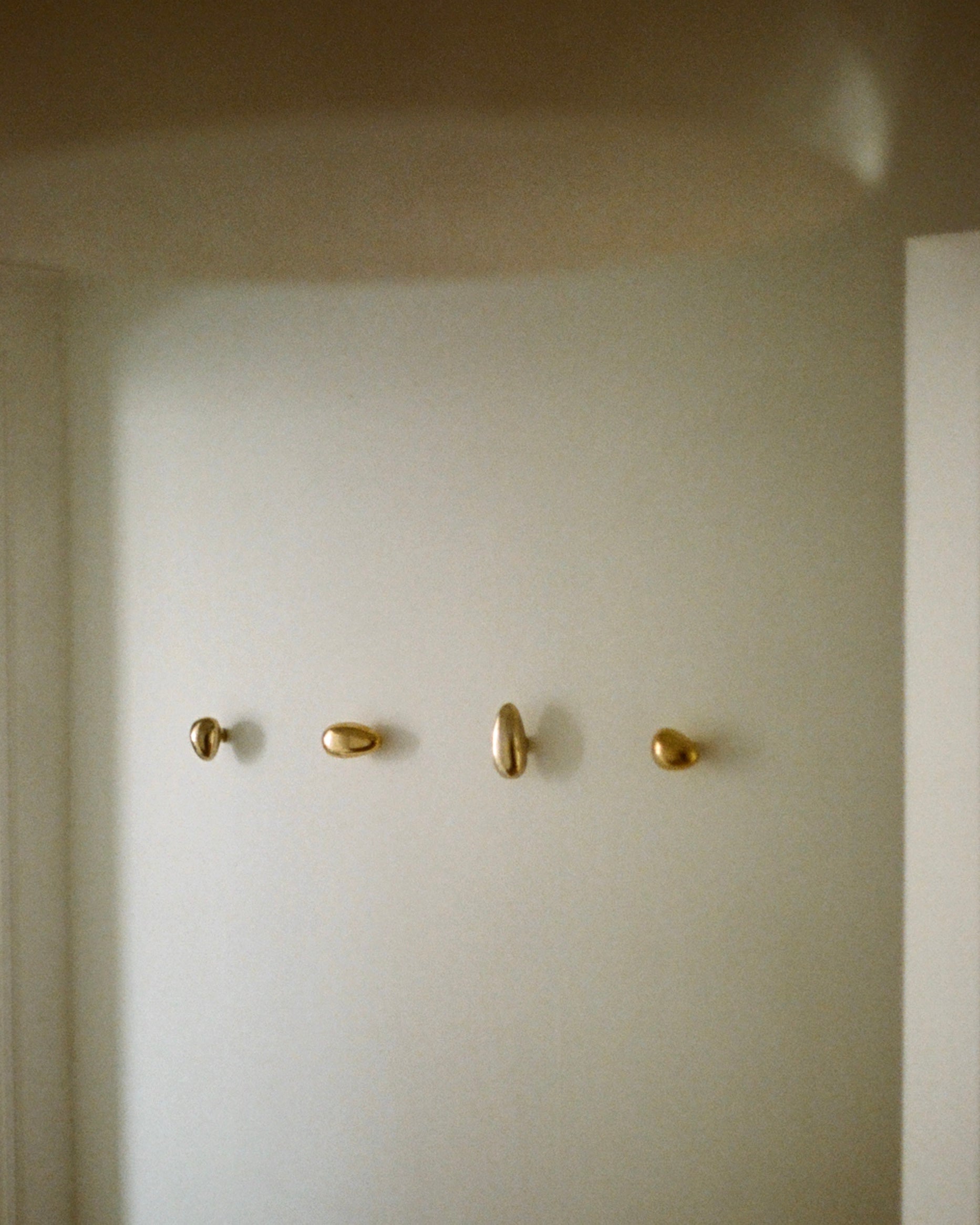 Momi Knob/Hook - Short Mini Hardware