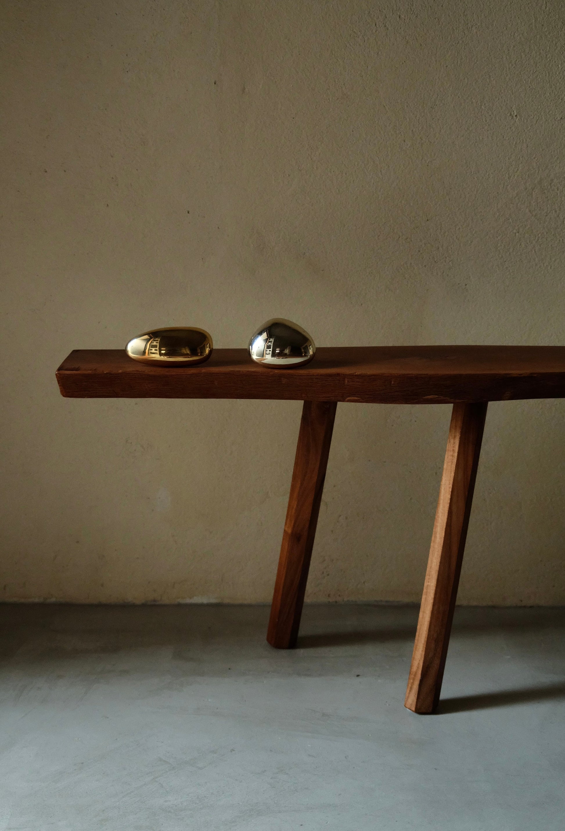 Momi Knob/Hook - Short Hardware